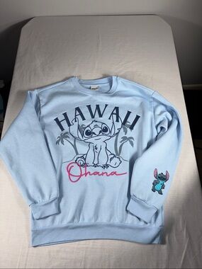 Disney Women's Stitch Hawaii Destination Sweatshirt Size Large EUC